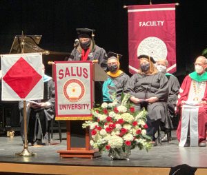 Dr. Rodriguez delivering the commencement address.